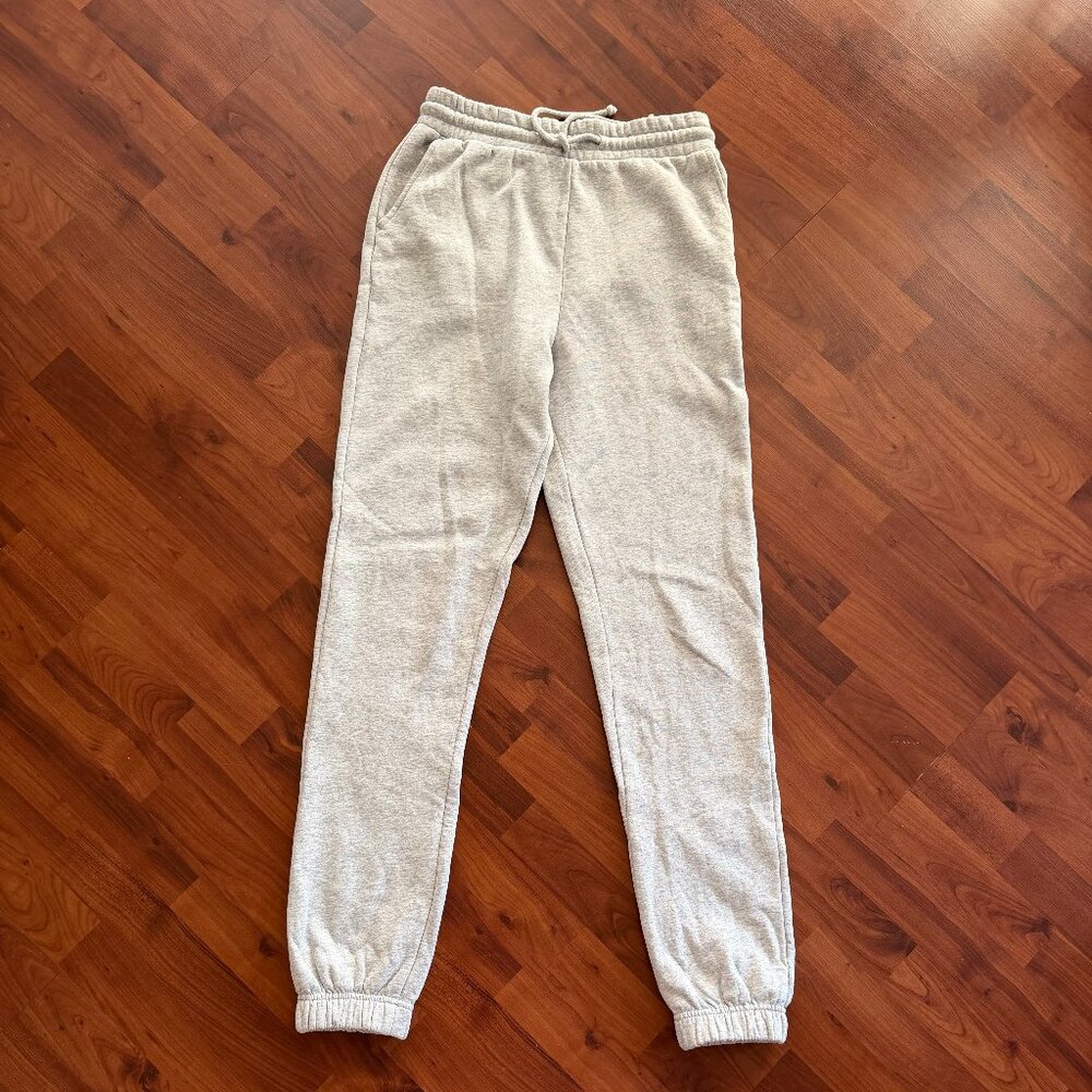 American Tall Grey Sweatpants – Never Worn